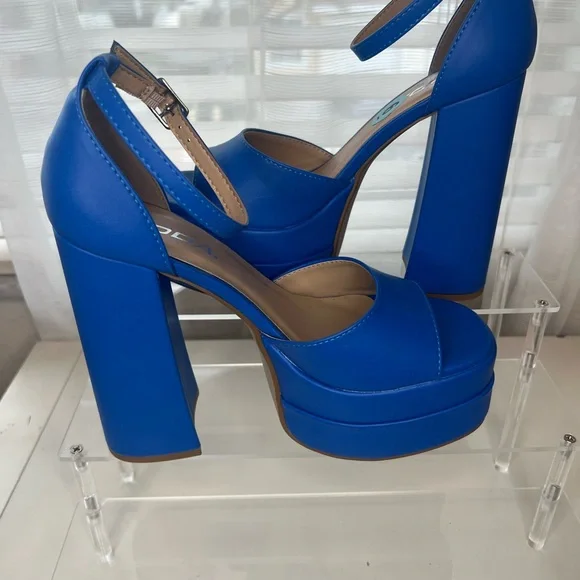 Soda Blue Platform Sandals – Women’s Size 6 - Picture 4 of 10